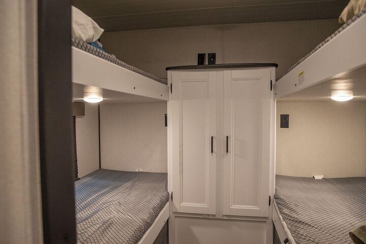 Room 13 of 43