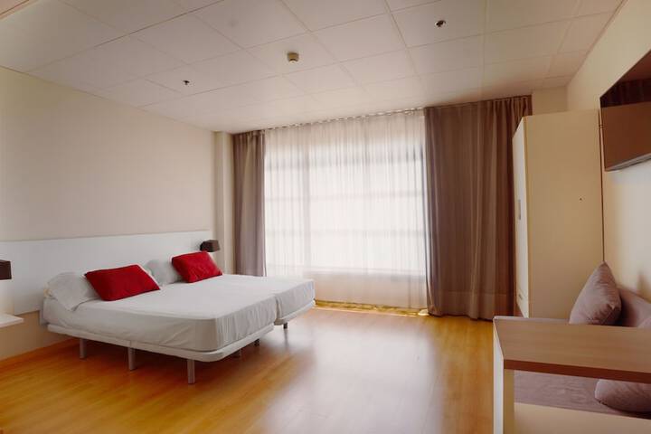 Room 9 of 49