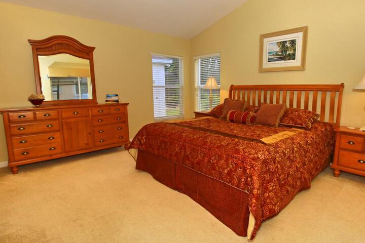 Room 4 of 5