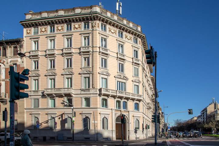 Hotel 62 of 63