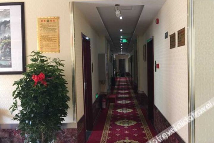 Hotel Interior 16 of 32