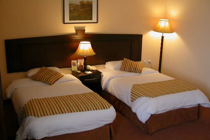 Room 7 of 24