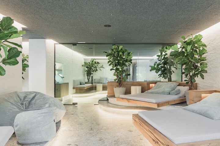Spa 55 of 70