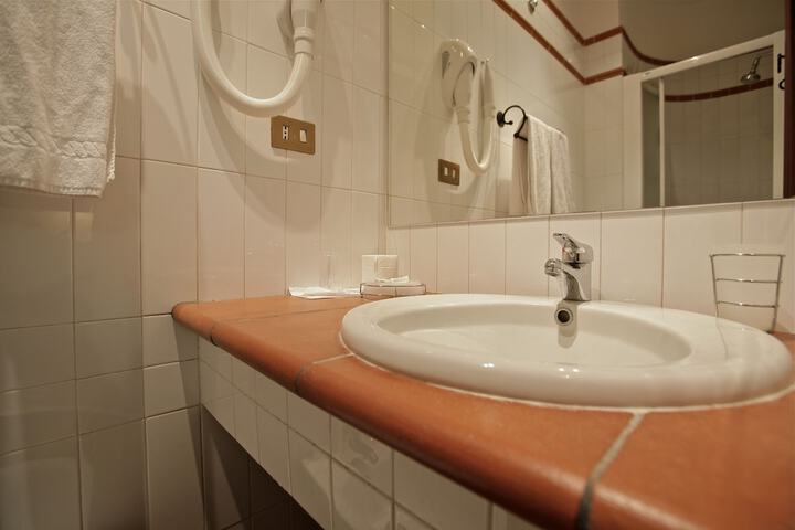 Clean Restrooms