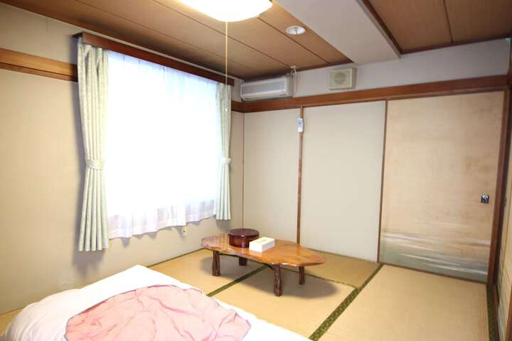 Room 14 of 29