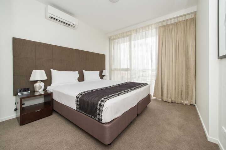 Room 7 of 109