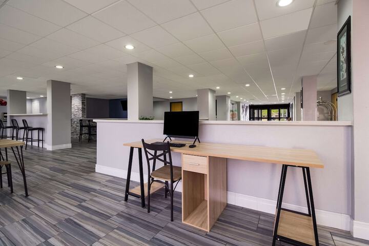 Business center