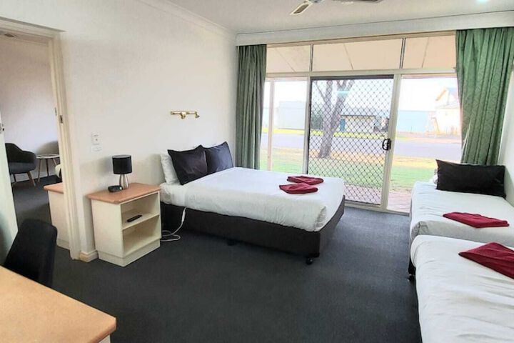 Room 5 of 53