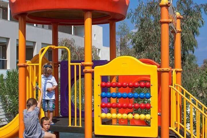 Childrens Activities 135 of 185