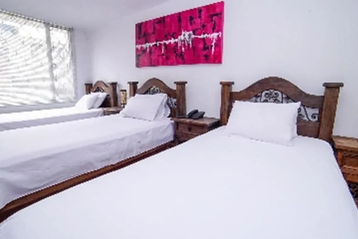 Room 4 of 5