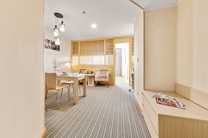 Room 74 of 184