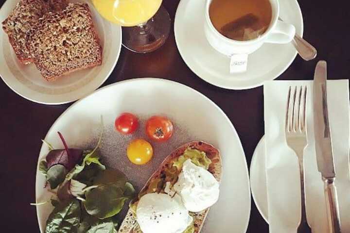 Breakfast meal