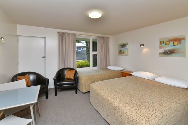 Room 10 of 64