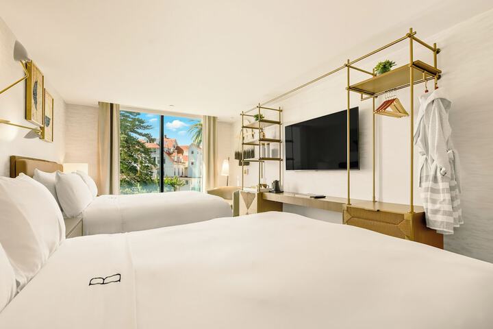 Room 22 of 56