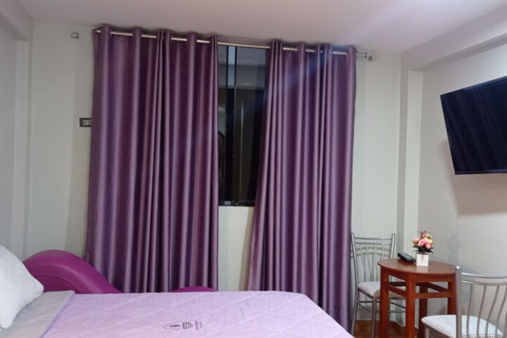 Room 17 of 38