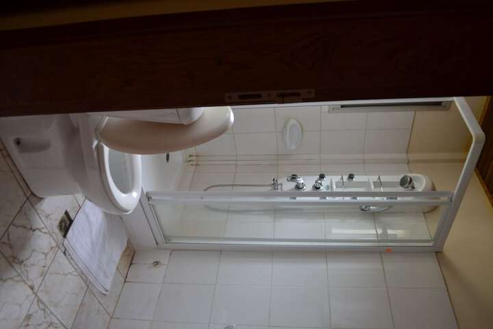 Room 14 of 31