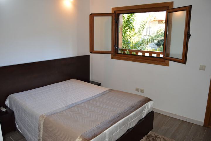 Room 28 of 110