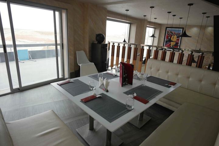 Room 15 of 22