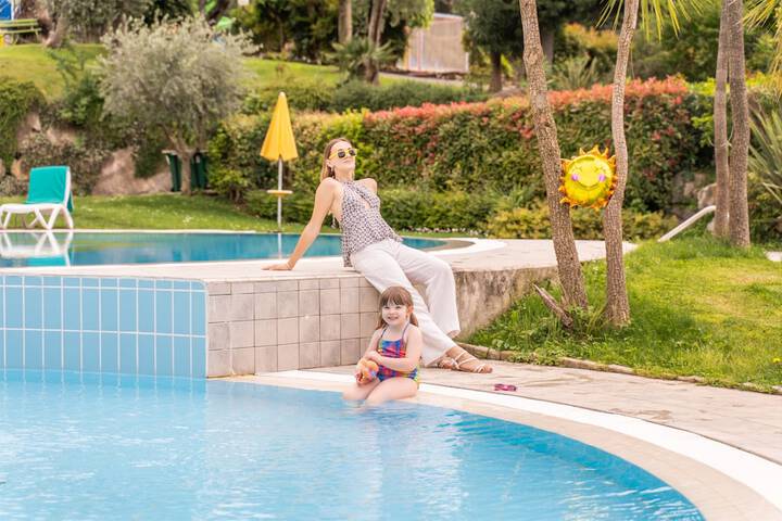 Pool 84 of 138