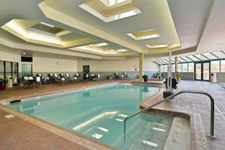 Pool 175 of 261
