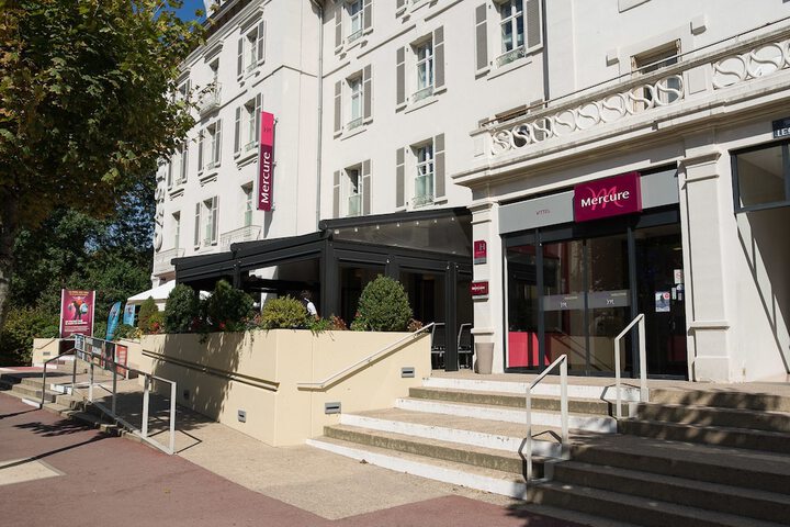 Lobby Entry