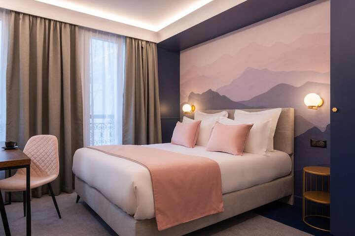 Room 8 of 38