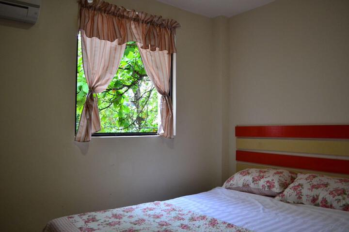 Hong Loke Hotel