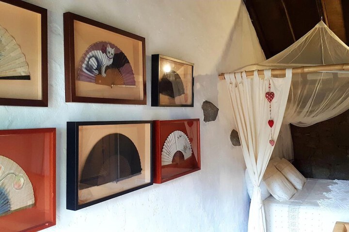 Room 16 of 43