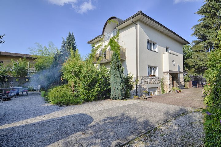 Exterior of Family Guesthouse GreenSLO