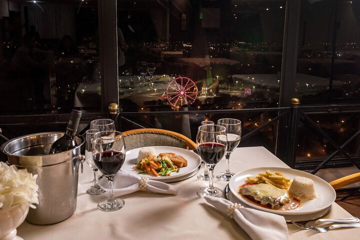 Dining 41 of 58