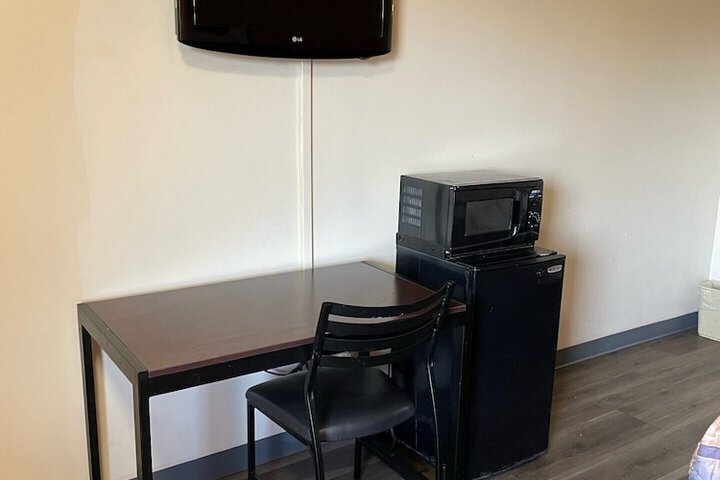 Room 7 of 40