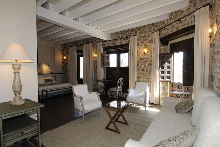 Room 5 of 36