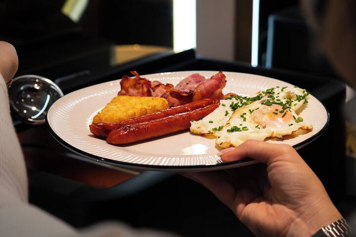 Breakfast/Coffee Service 47 of 52