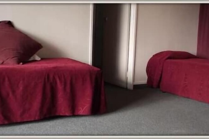 Room 3 of 39