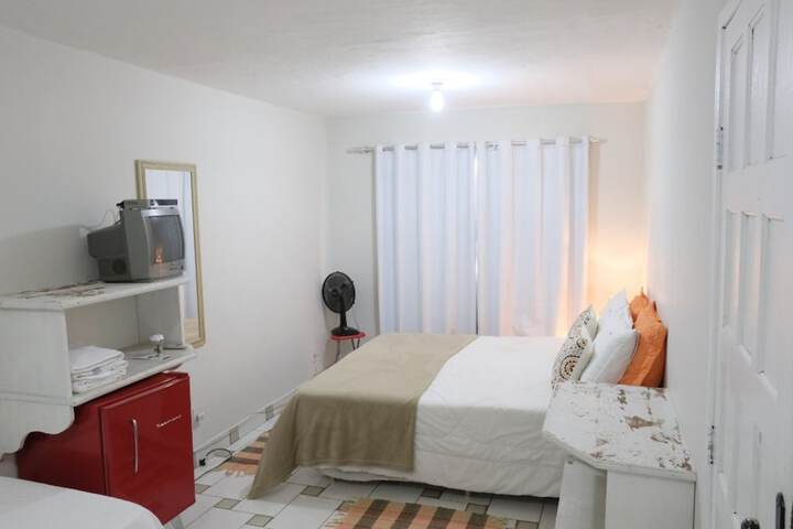 Room 8 of 28
