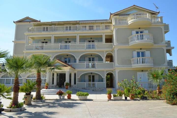 Hotel 20 of 20