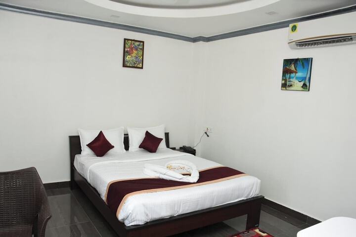 Room 16 of 40