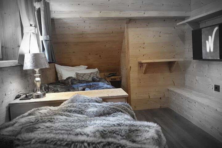 Room 30 of 131
