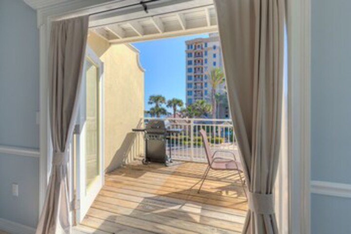 Terrace/Patio 11 of 79