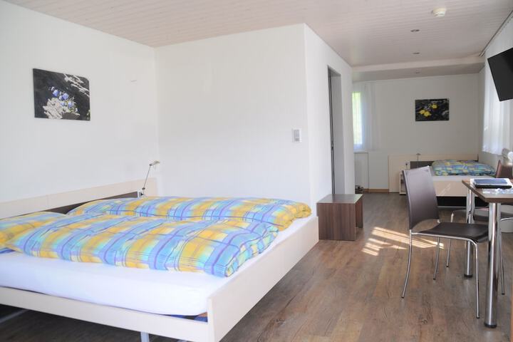 Room 14 of 96
