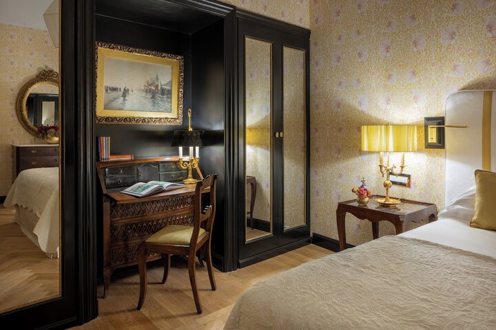 Room 59 of 179