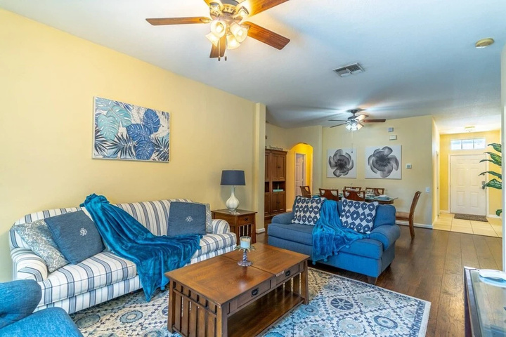 Room 2 of 21