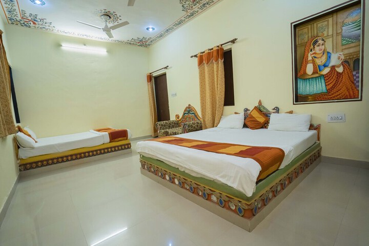 Room 8 of 47