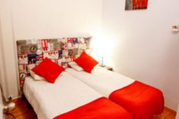 Room 25 of 63