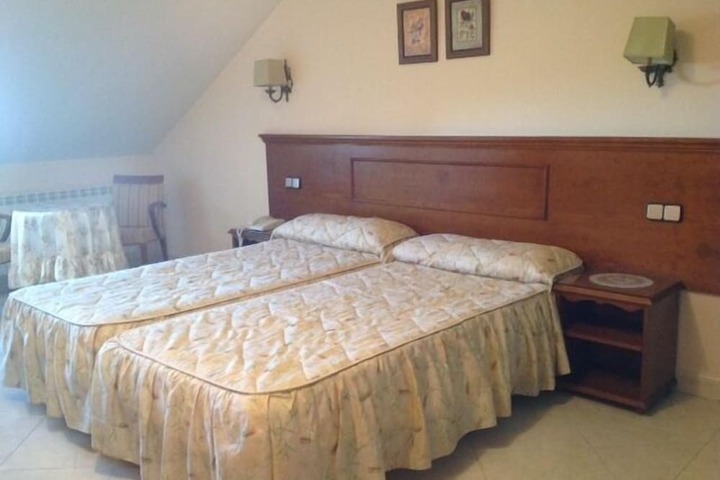 Room 14 of 45