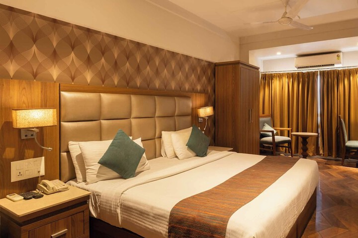Room 27 of 75