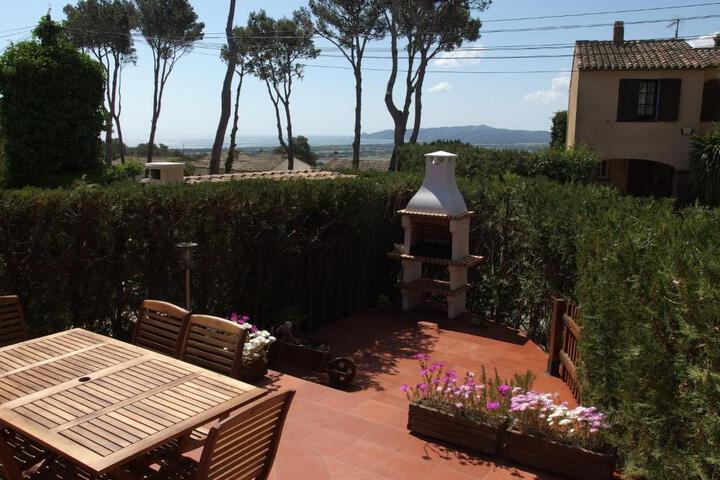 Casa Atenes