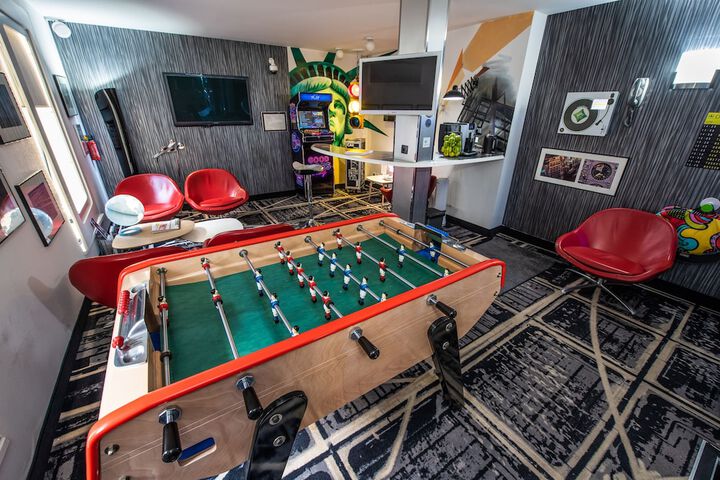 Game room