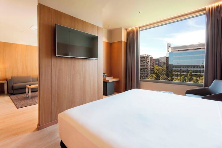 Room 43 of 124