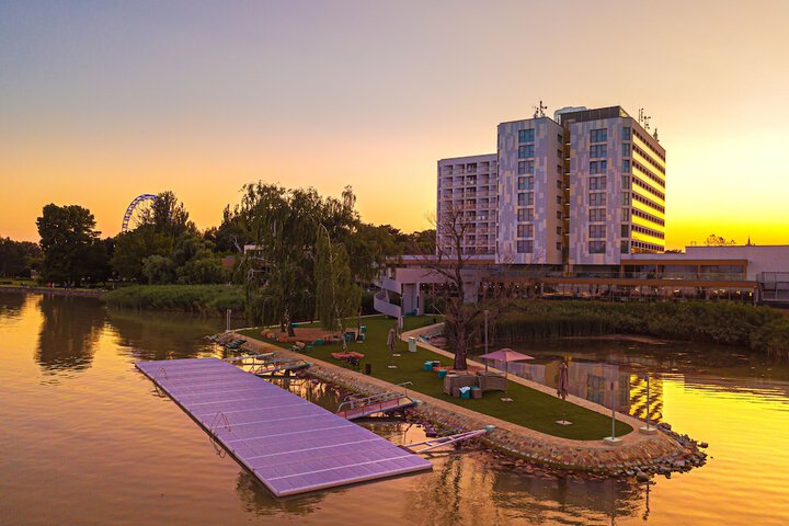 Hotel 186 of 193